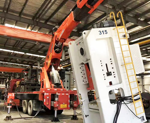 睢宁县提升工作效率，选择优质折臂吊租赁服务